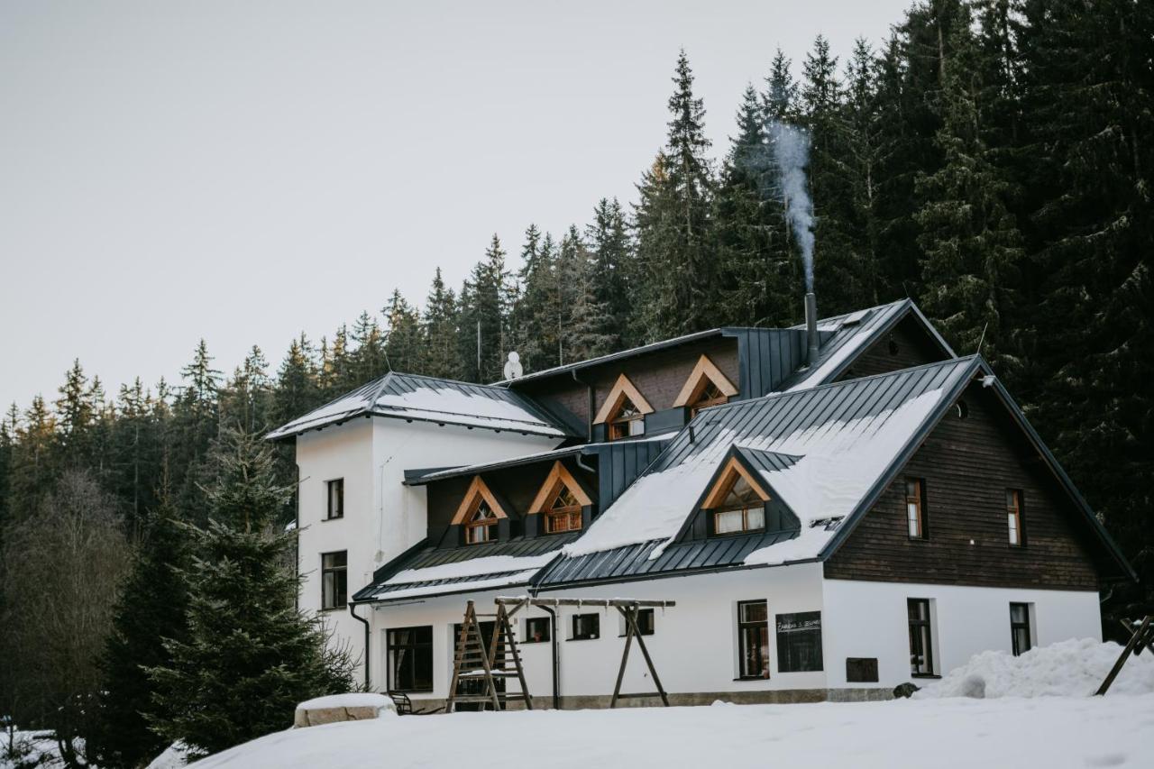 Penzion Pansky Dum Kvilda Bagian luar foto